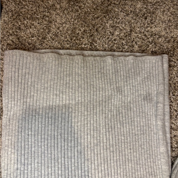 Aerie Light Gray Ribbed Lounge Pants - Picture 3 of 4